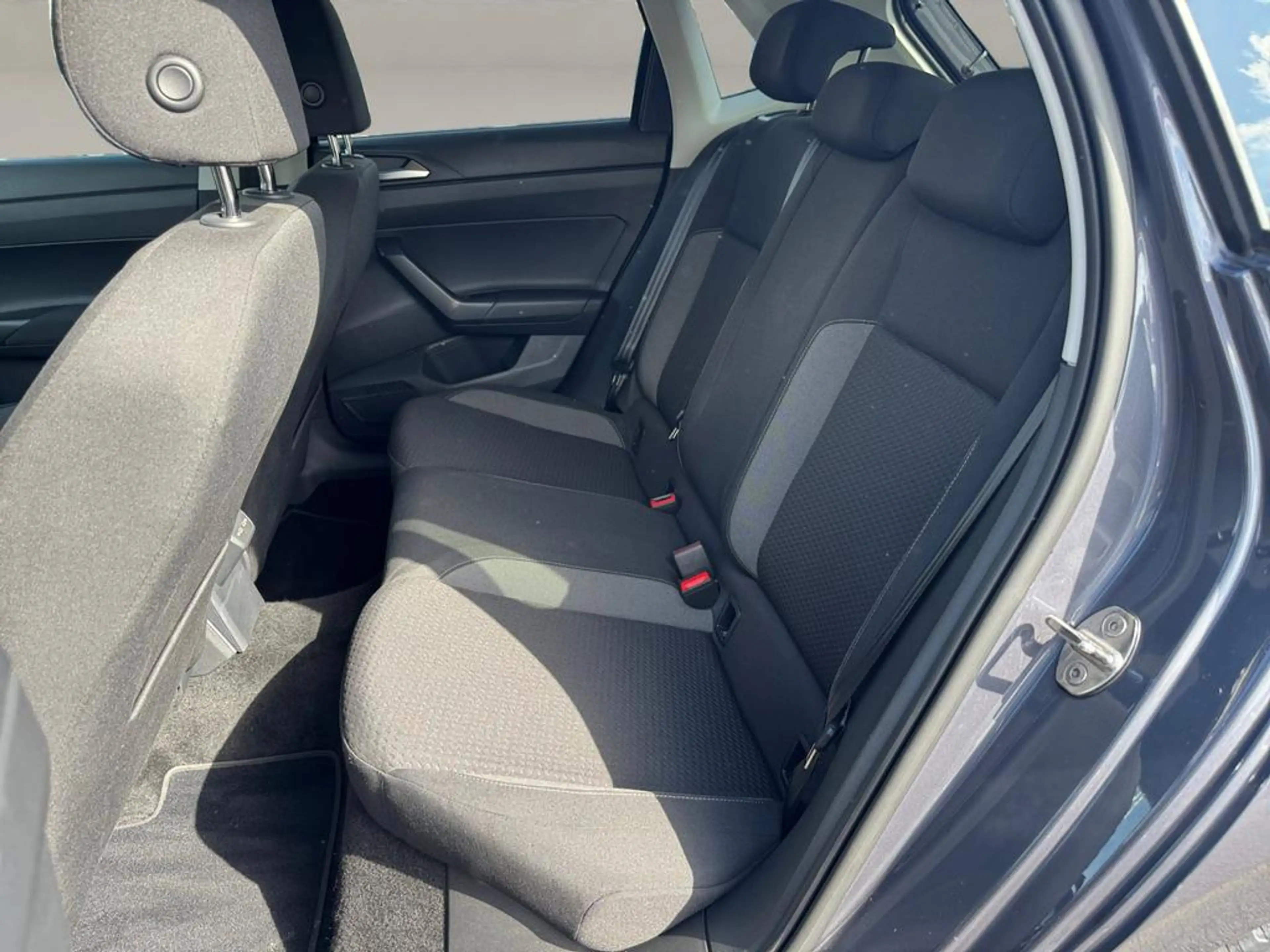 Volkswagen Polo Polo Life Business1.0 TSI OPF 70 kW (95 ch) 5 vitesses manuel — photo 13