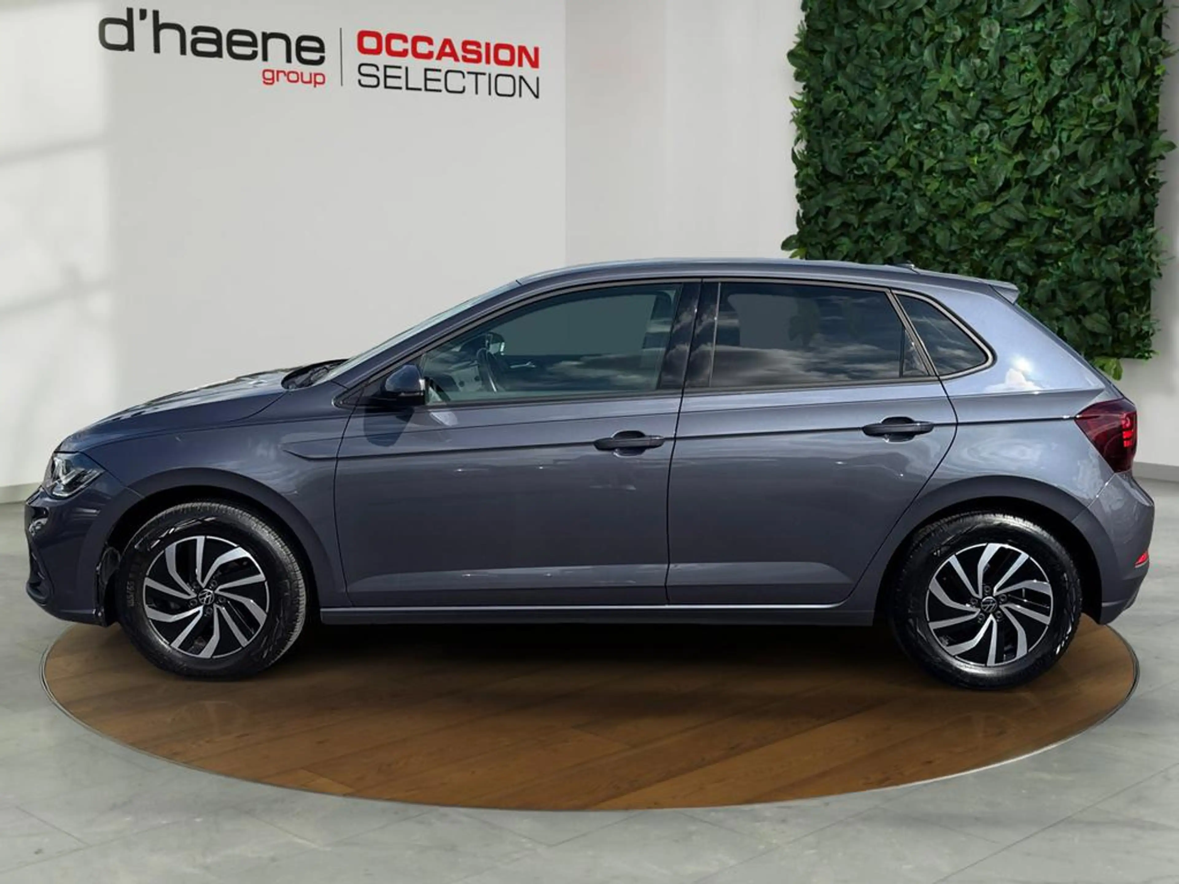 Volkswagen Polo Polo Life Business1.0 TSI OPF 70 kW (95 ch) 5 vitesses manuel — photo 4