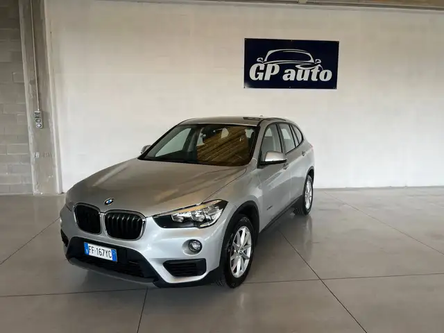 BMW X1 X1 F48 sdrive16d Advantage manuale ok neopatentati