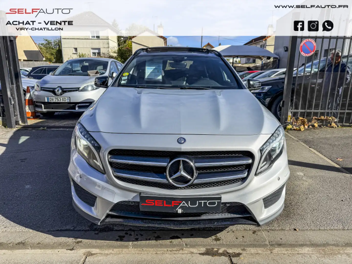 Mercedes-Benz GLA 220 220 CDI FASCINATION 7G-DCT Gris - 2
