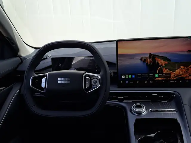 Geely E5 view 12