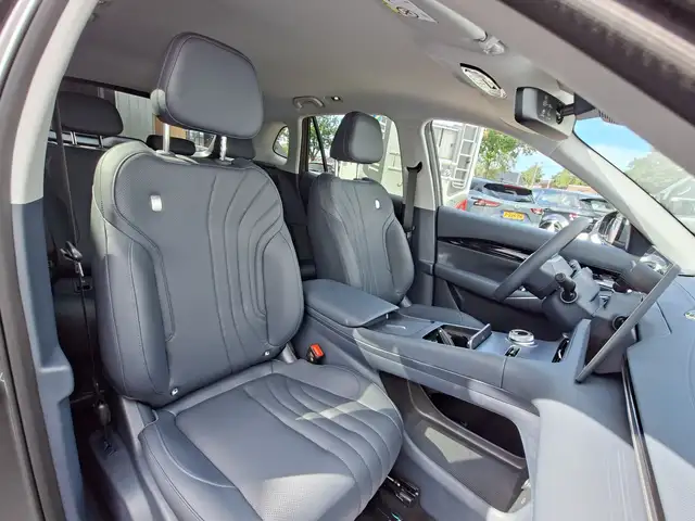 Geely E5 view 14