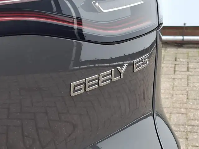 Geely E5 view 6
