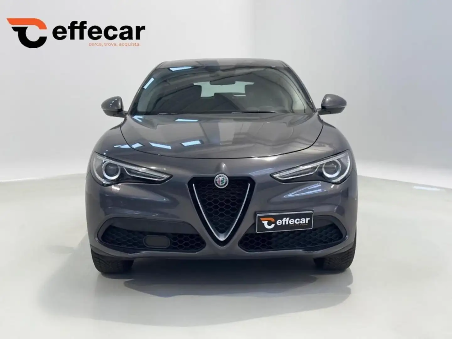 Alfa Romeo Stelvio 2.2 Turbodiesel 190 CV AT8 Q4 Executive Gris - 2
