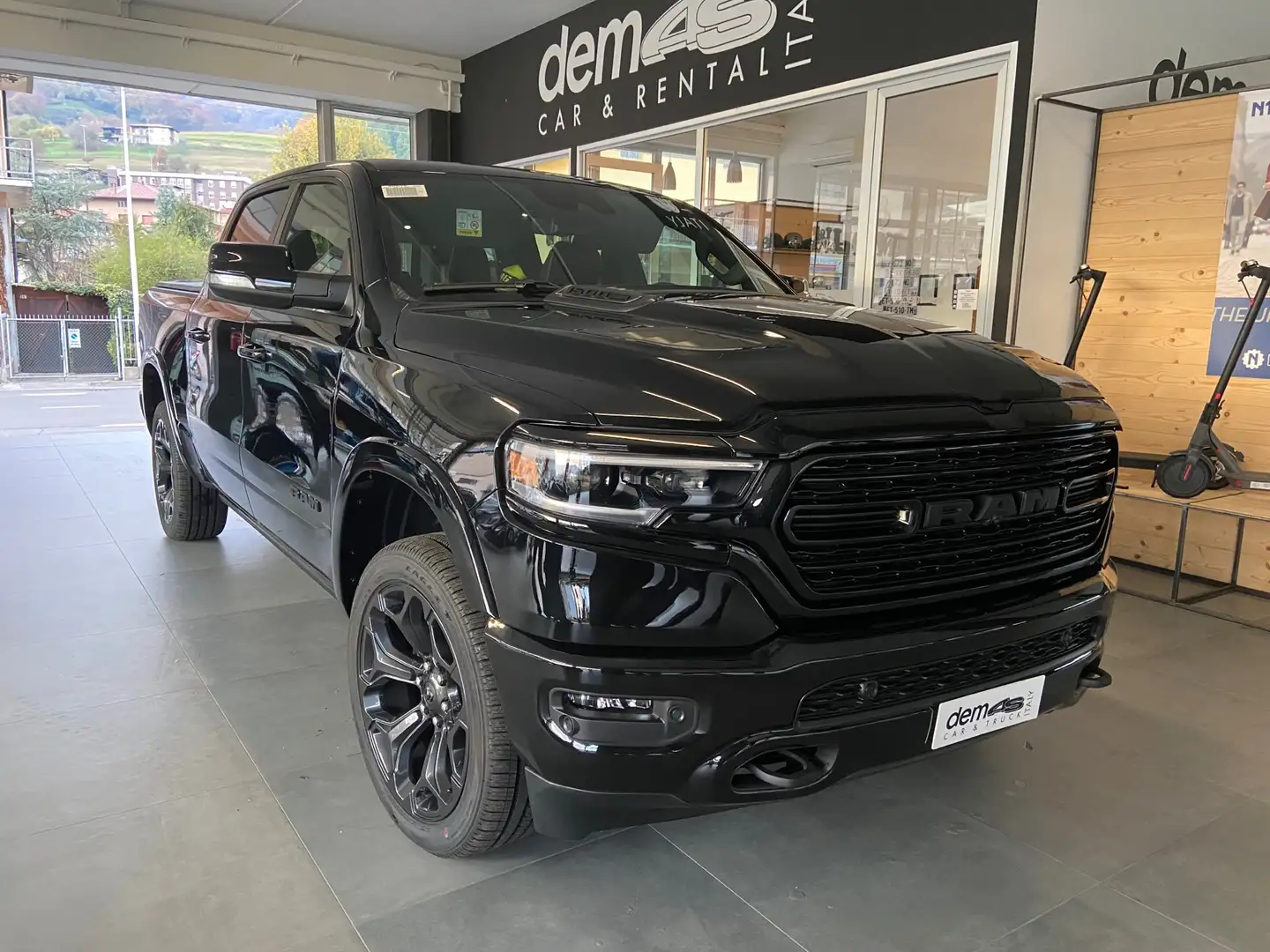 Dodge RAM 1500 5.7 GPL V8 Limited Night  Pronta Cons Noir - 1