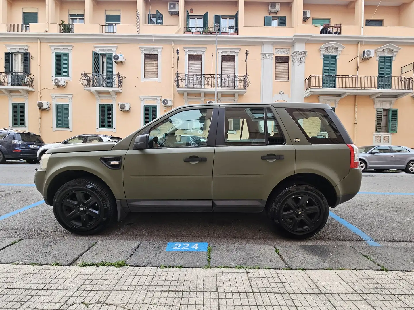 Land Rover Freelander 2.2 td4 S - 2