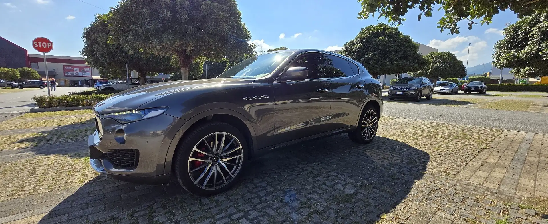Maserati Levante 3.0 V6 275cv auto - 2