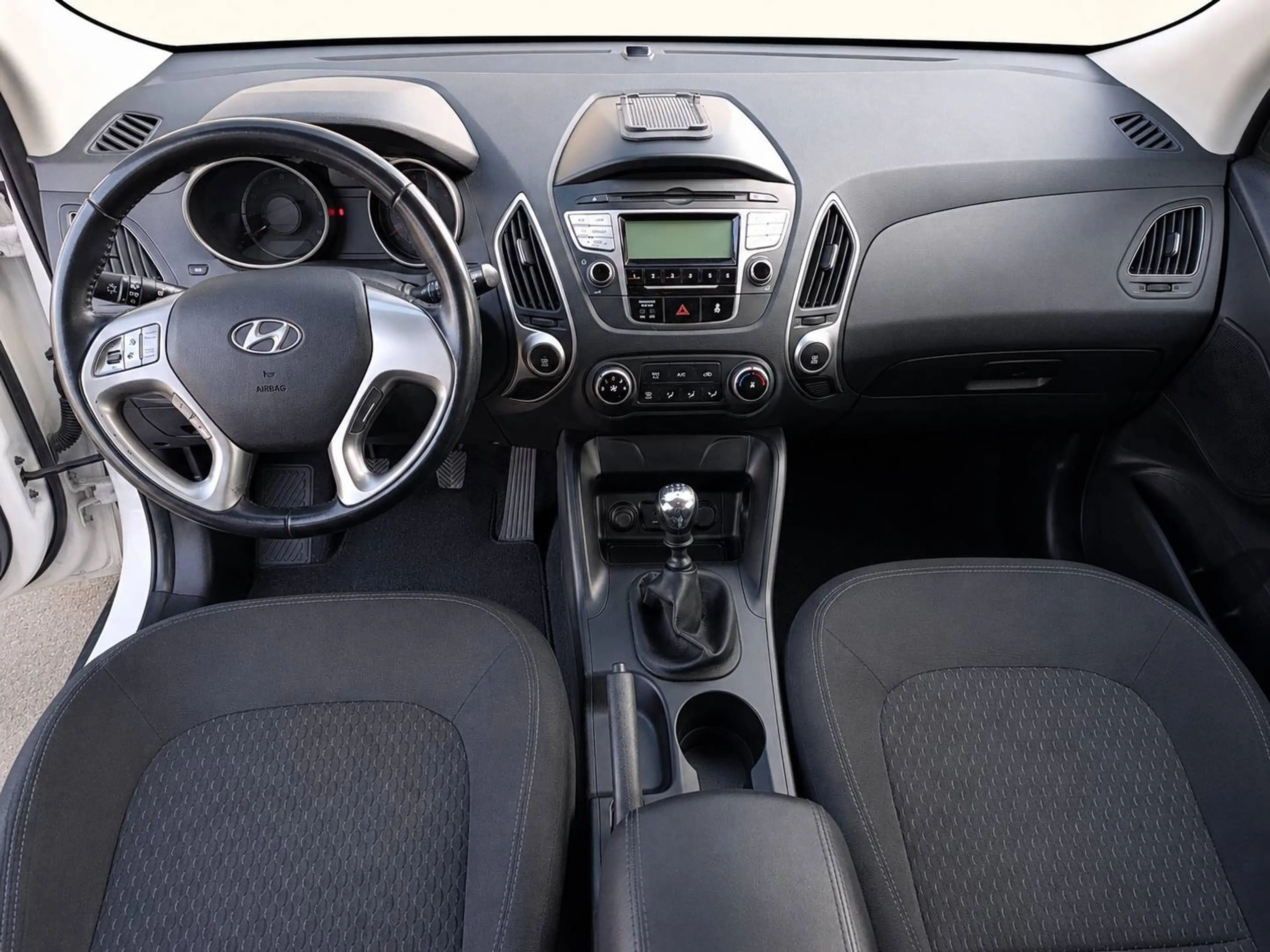 Hyundai iX35 5 Star Edition 2WD - Klima - Berganfahrassistent — photo 7