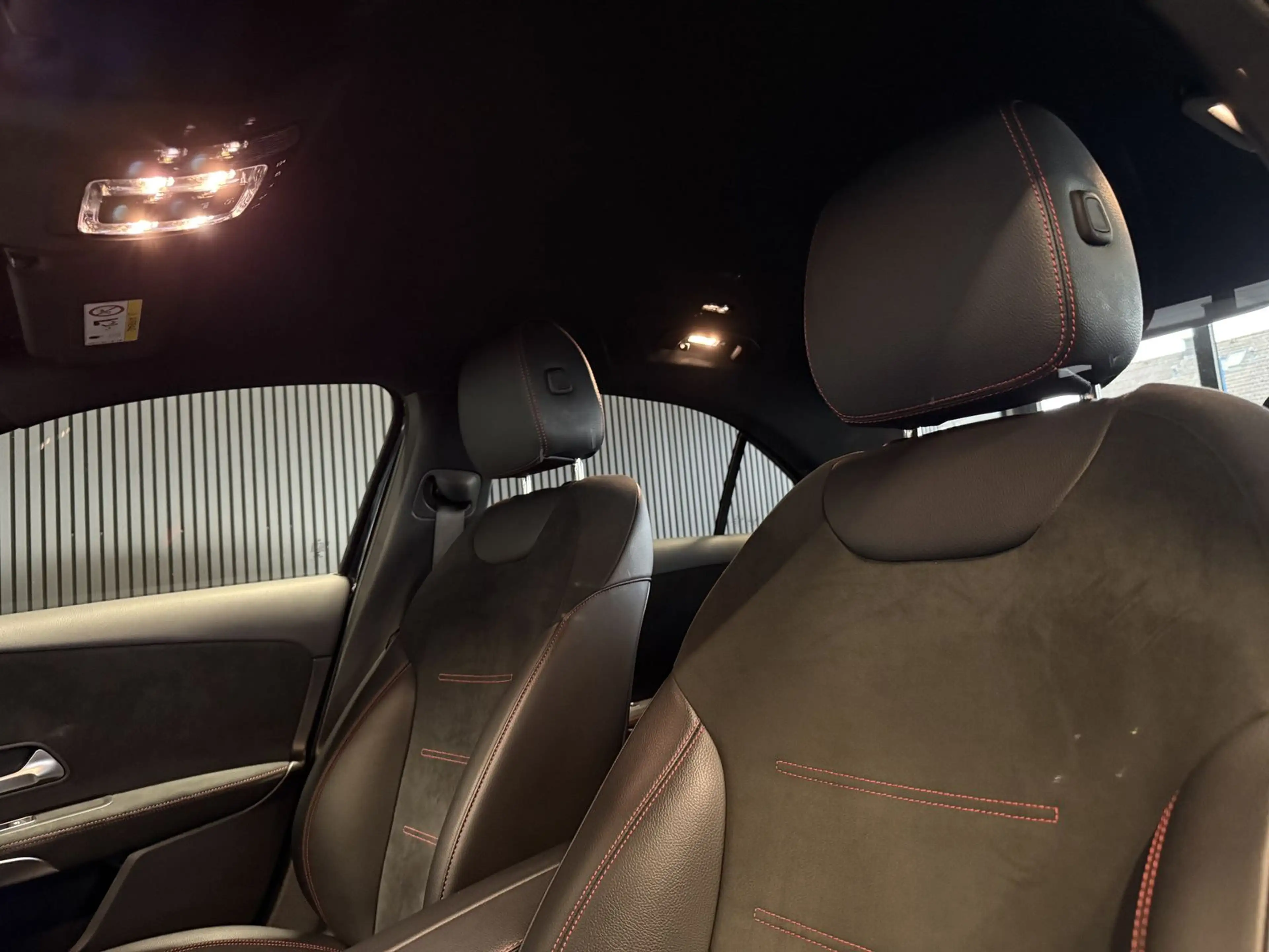 Mercedes-Benz A 250 e AMG LINE/AMBIENTE/MBUX/LEDER/NAVI/NIGHT — photo 15
