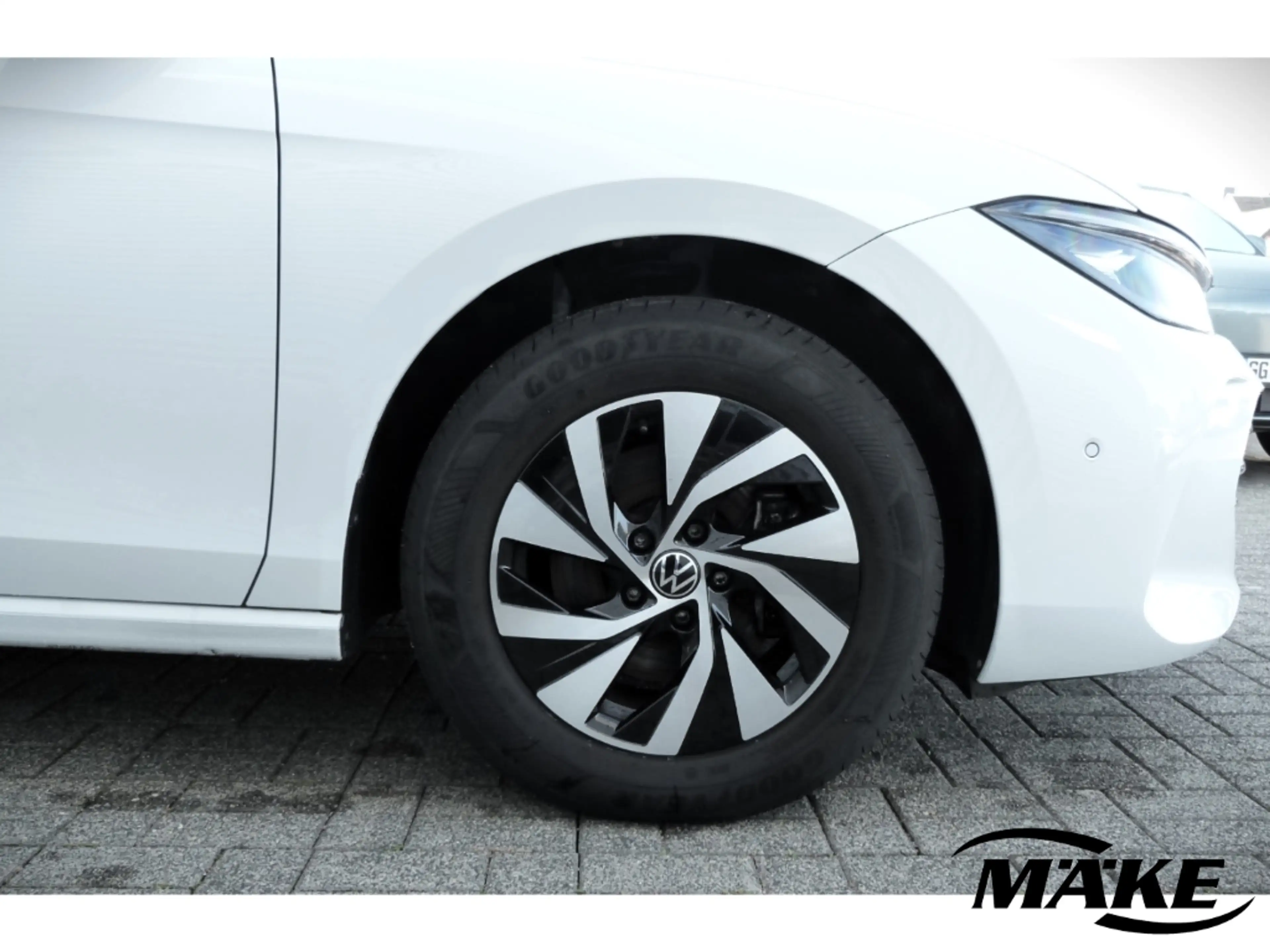 Volkswagen Passat Variant 1.5 eTSI DSG, Business, DCC, ACC, AHK, LED, — photo 22