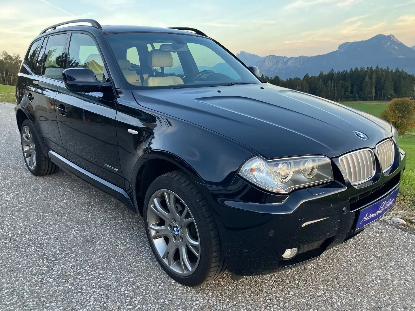 BMW X3 xDrive 30d Leder AT,Schiebed el., AHK, Navi, Xenon Schwarz - 2