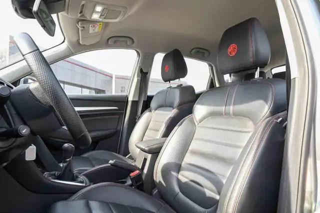 MG ZS view 10