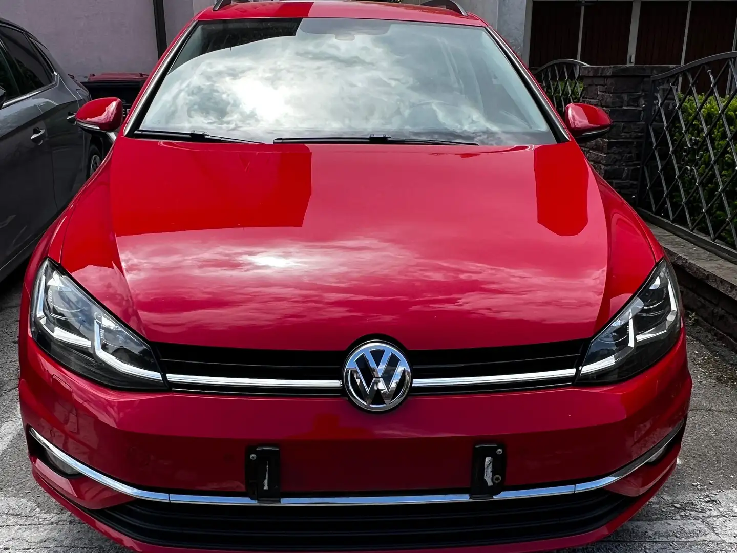 Volkswagen Golf Golf Comfortline 1,6 TDI DSG Comfortline Rot - 1