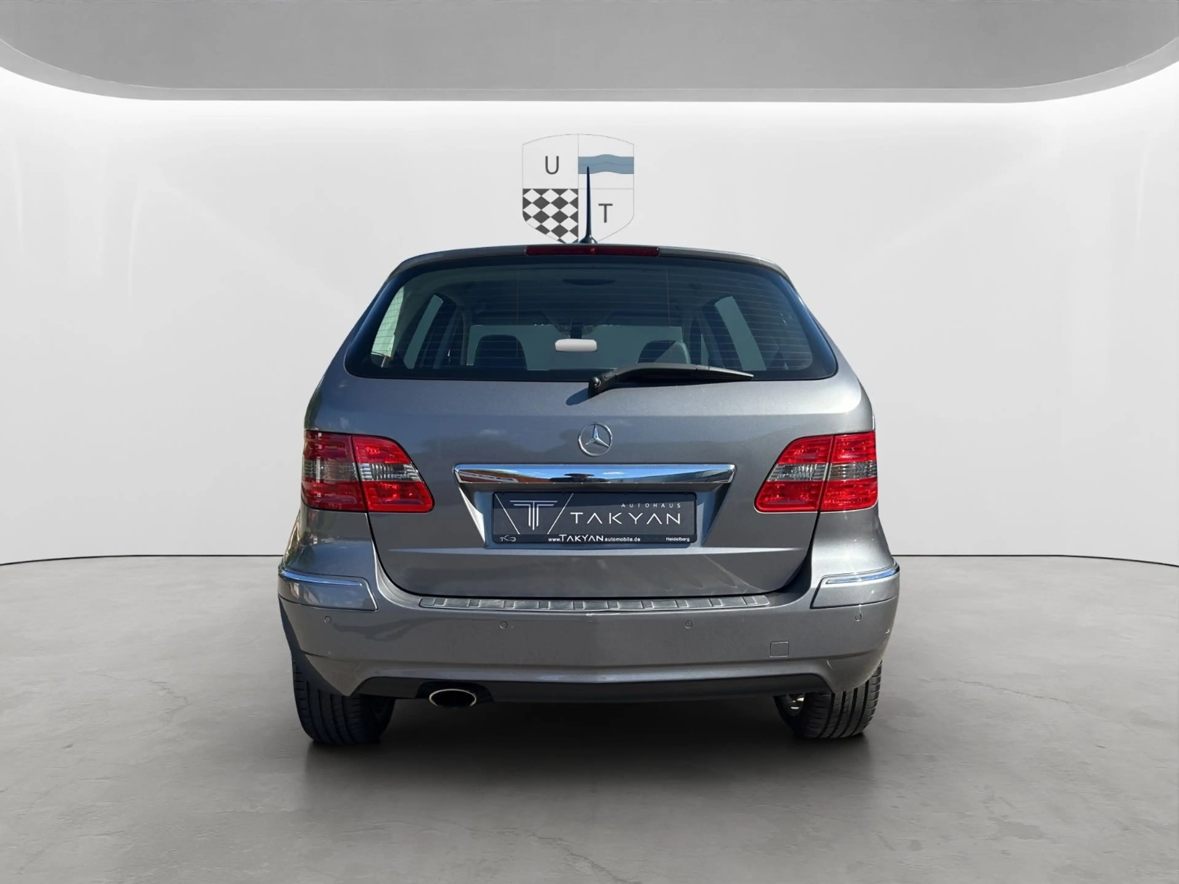 Mercedes-Benz B 160 / NAVI / Temp / SHZ / — photo 6
