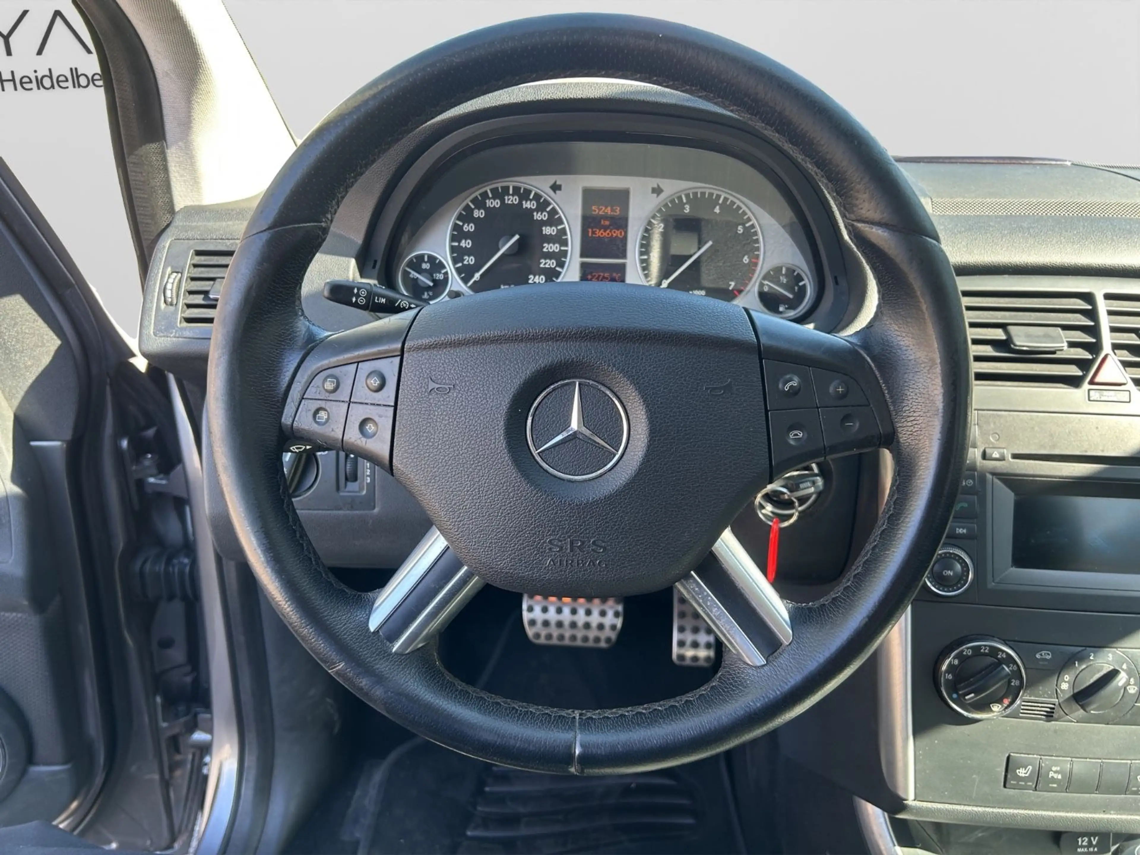 Mercedes-Benz B 160 / NAVI / Temp / SHZ / — photo 11