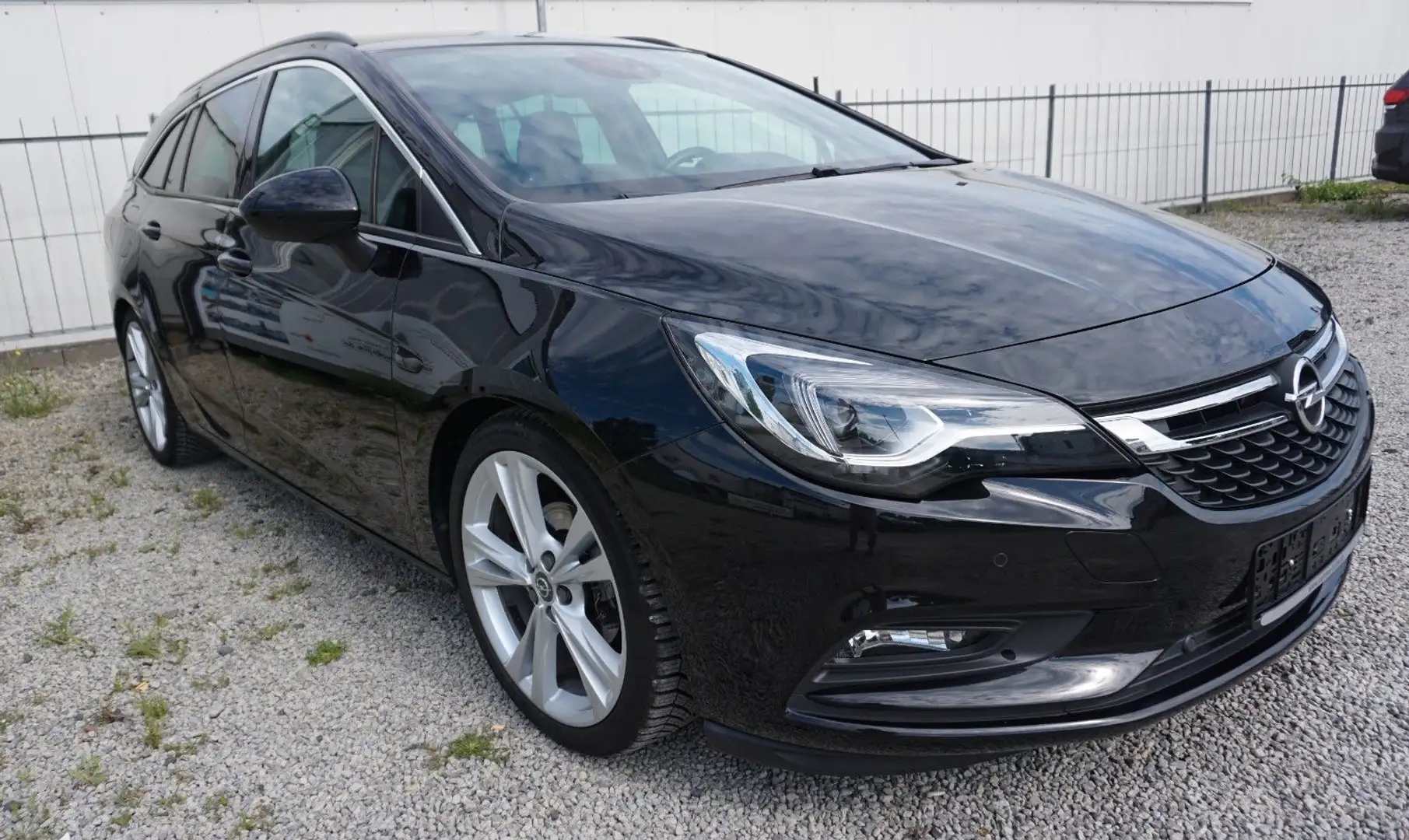 Opel Astra K Sports Tourer Ultimate,Leder,LED,Nav,OPC Noir - 2