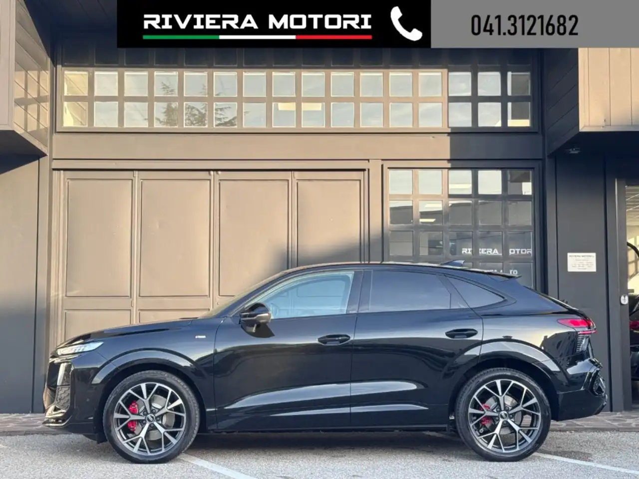 Audi Q3 SPB TDI 110 kW S tronic S Line edition, миниатюра 3