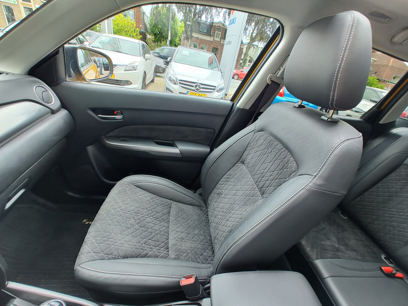 Suzuki Vitara 1.4 BOOSTERJET STYLE SMART HYBRID Open dak | Alcan — photo 31
