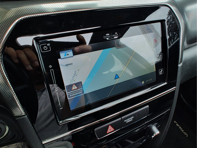 Suzuki Vitara 1.4 BOOSTERJET STYLE SMART HYBRID Open dak | Alcan — photo 16