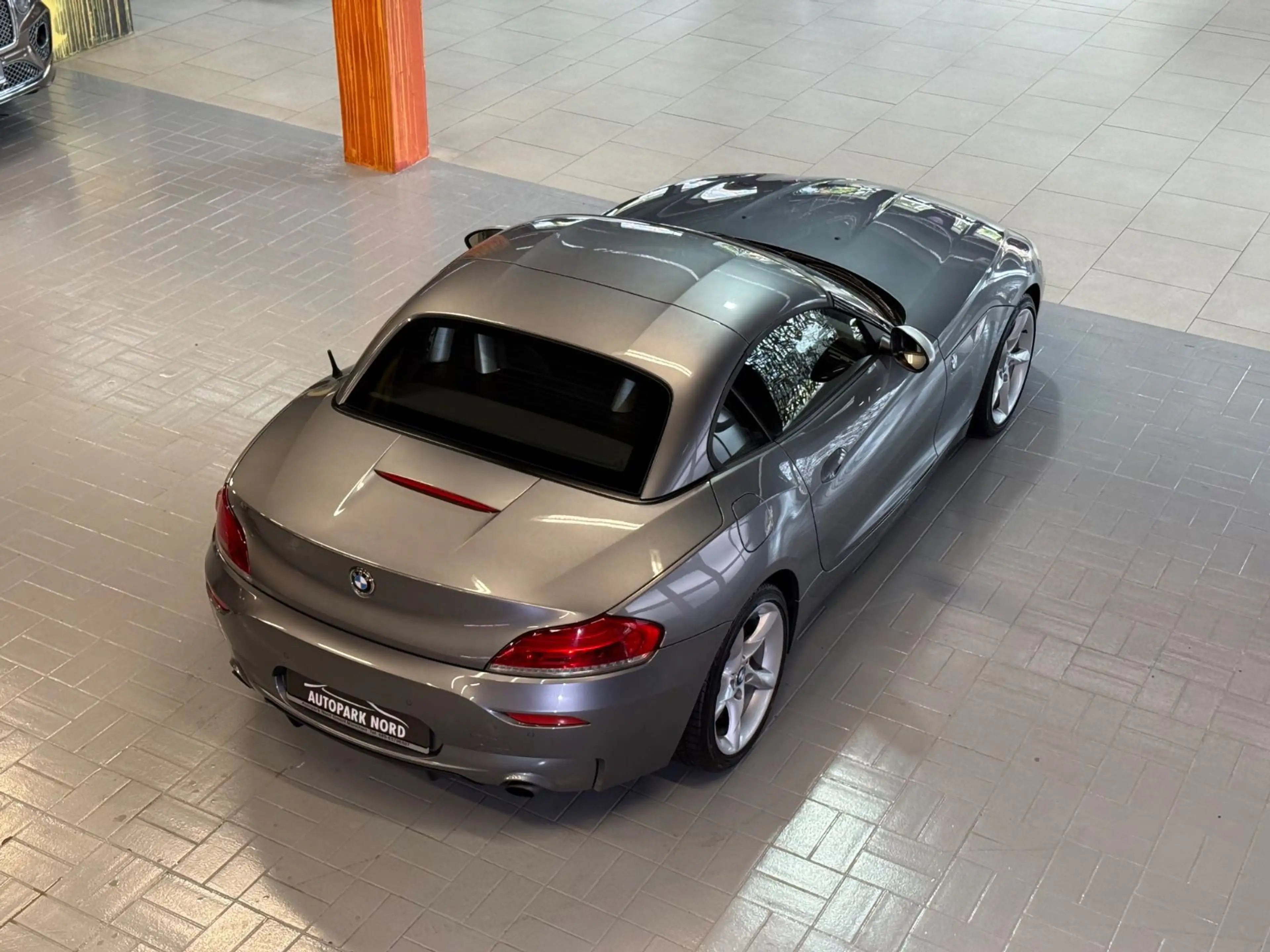 BMW Z4 Roadster sDrive 35is~LEDER~XENON~2-HAND~ — photo 10