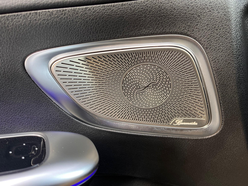 Mercedes-Benz C 300 d AMG Line + PANO — photo 14