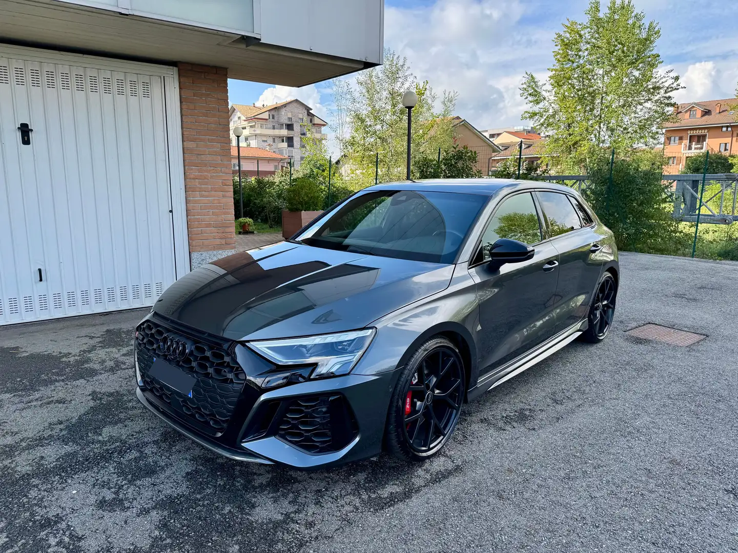 Audi RS3 Audi RS3 Sportback quattro s-tronic *IVA ESPOSTA* Grigio - 2