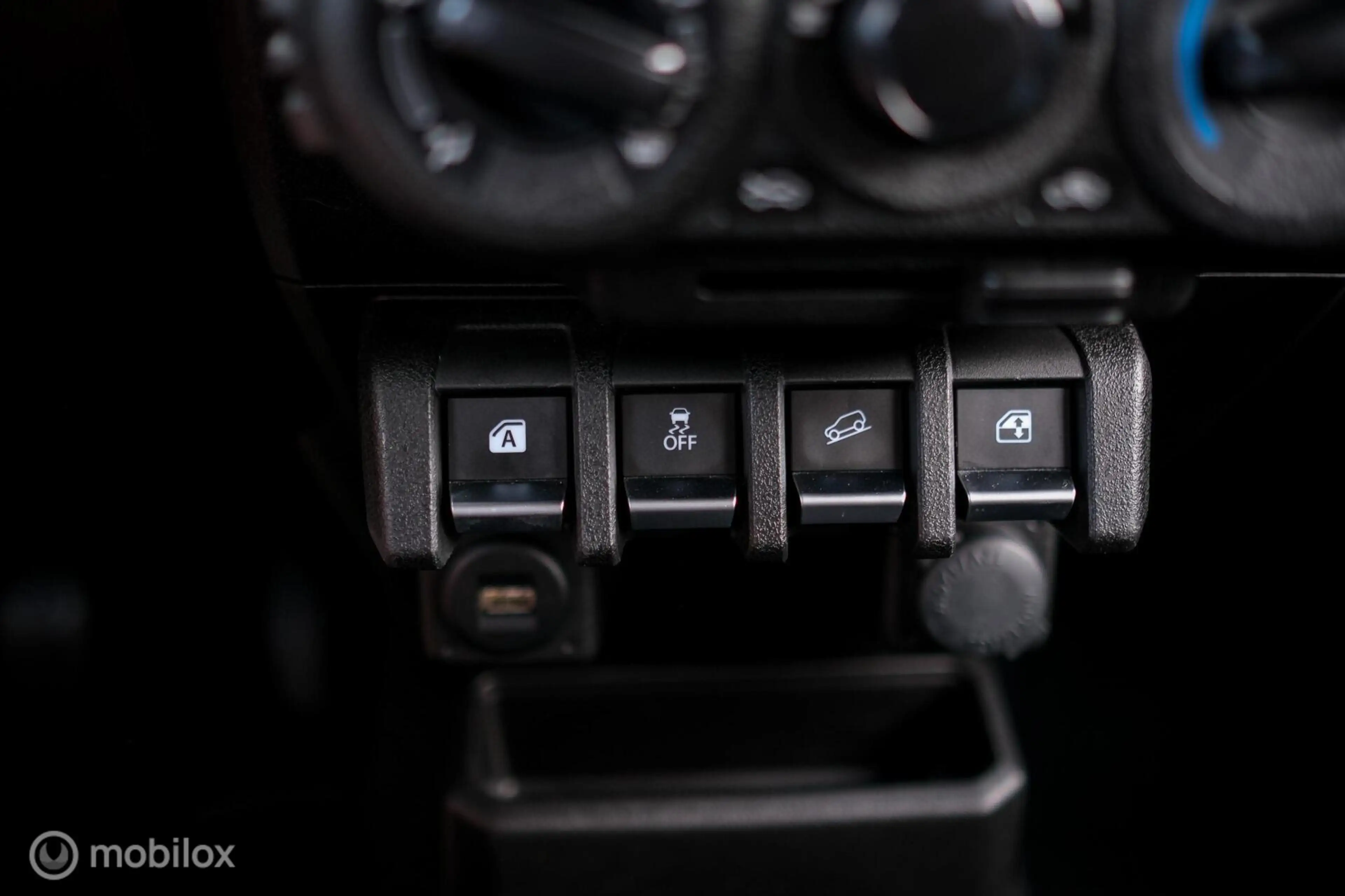 Suzuki Jimny 1.5 Comfort 4x4 | NL auto | NAP | 4 persoons | Sto — photo 28