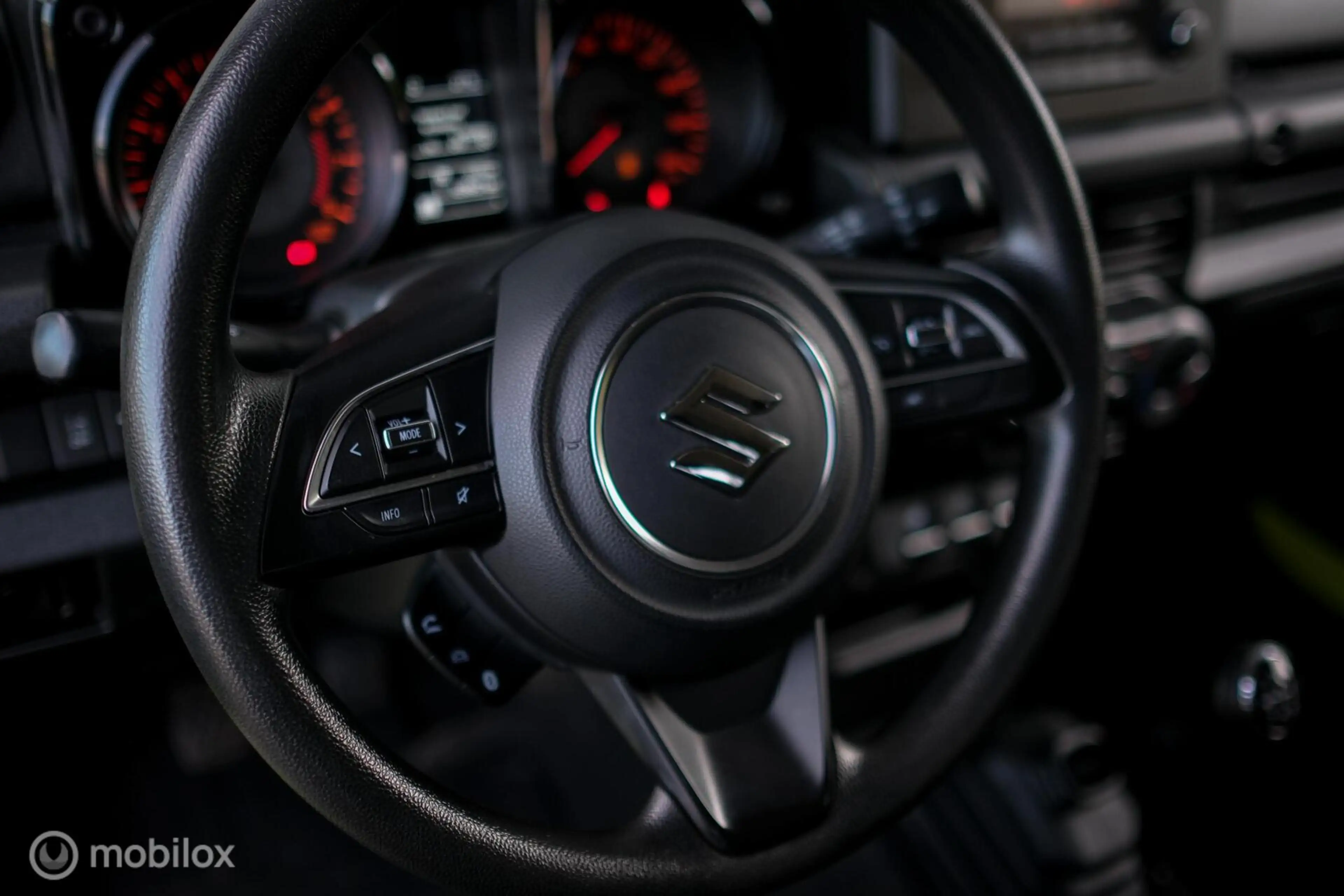 Suzuki Jimny 1.5 Comfort 4x4 | NL auto | NAP | 4 persoons | Sto — photo 21