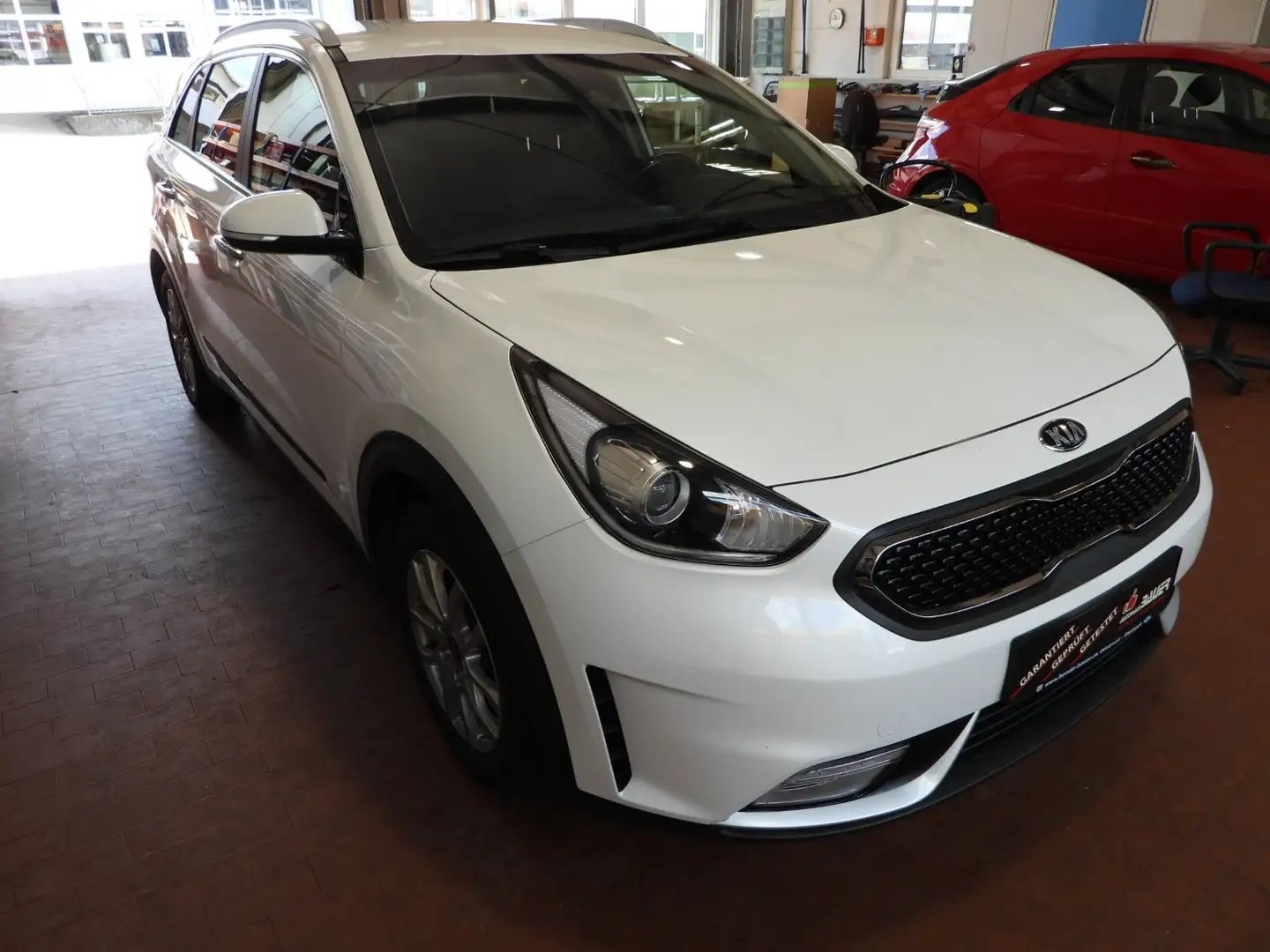 Kia Niro Vision Weiß - 1