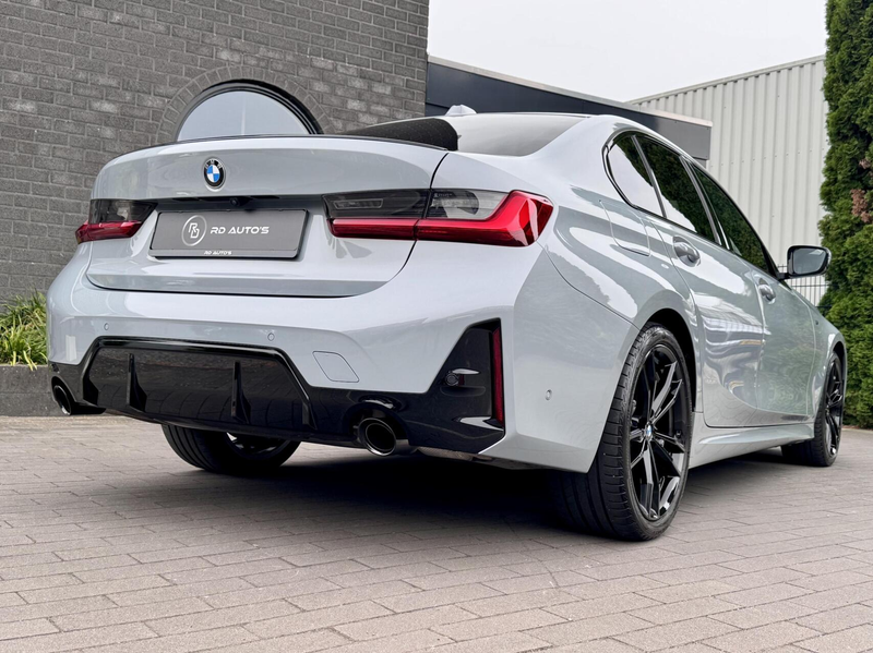 BMW 318 3-serie 318i M Sport Brooklyn Grau Pano H/K Hud 36 — photo 15