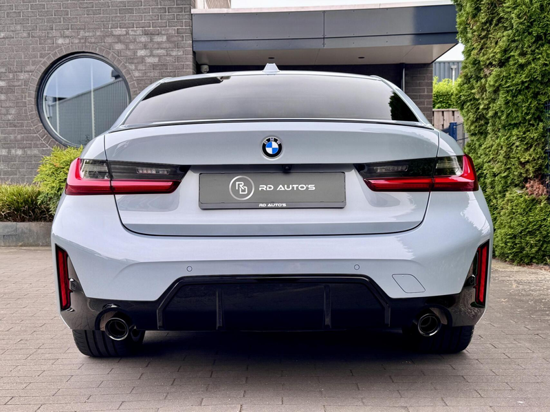 BMW 318 3-serie 318i M Sport Brooklyn Grau Pano H/K Hud 36 — photo 12
