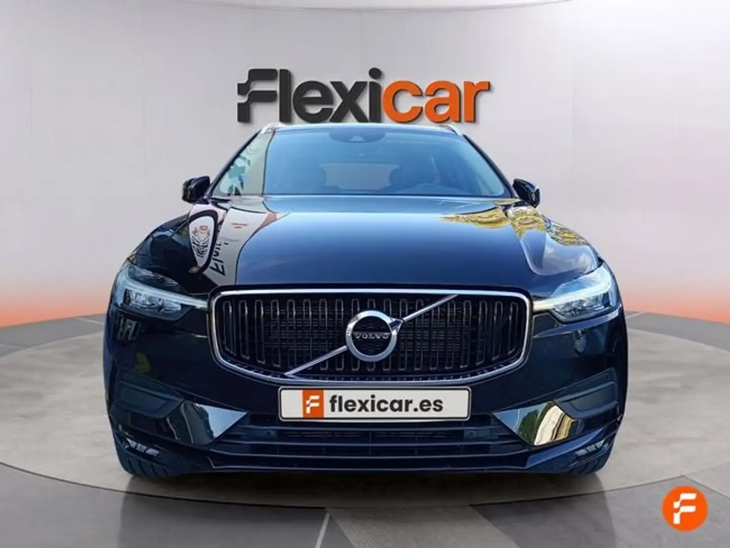 Volvo XC60 2.0 B4 D AWD Momentum Pro Auto Negro - 2