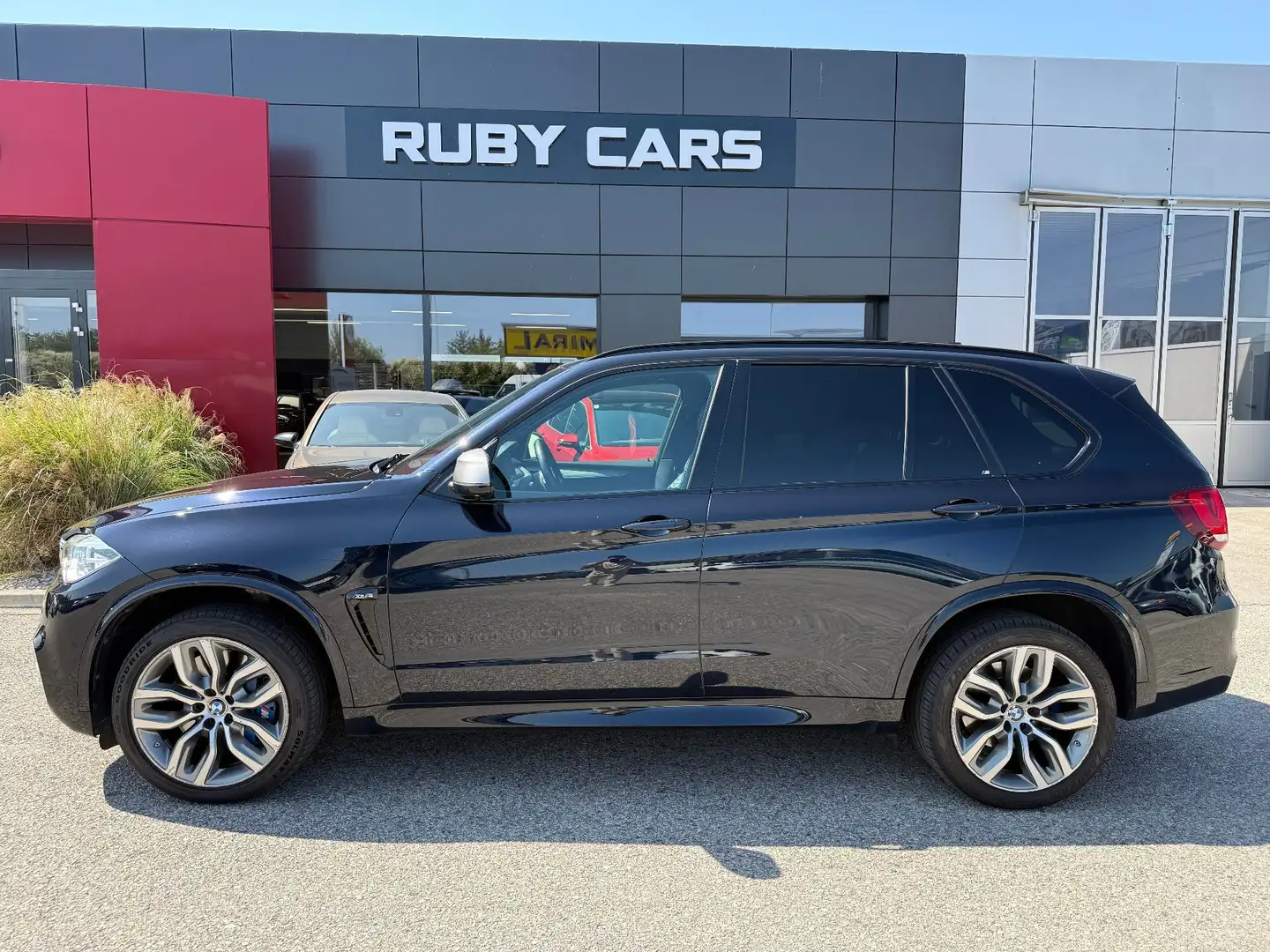 BMW X5 M 50d Schwarz - 2