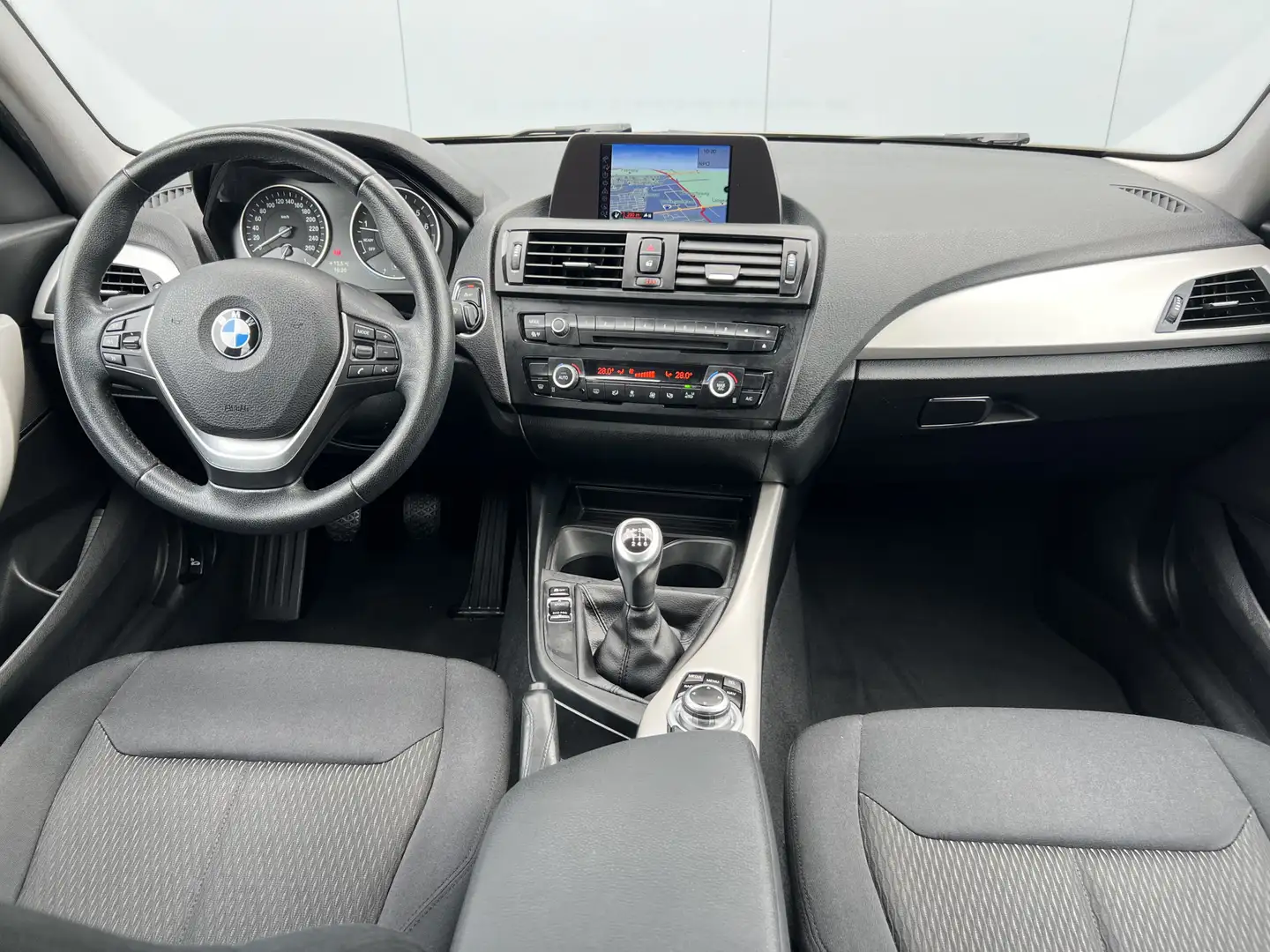 BMW 116 1-serie 116i EDE Executive Navigatie/Bluetooth/Xen Marrone - 2