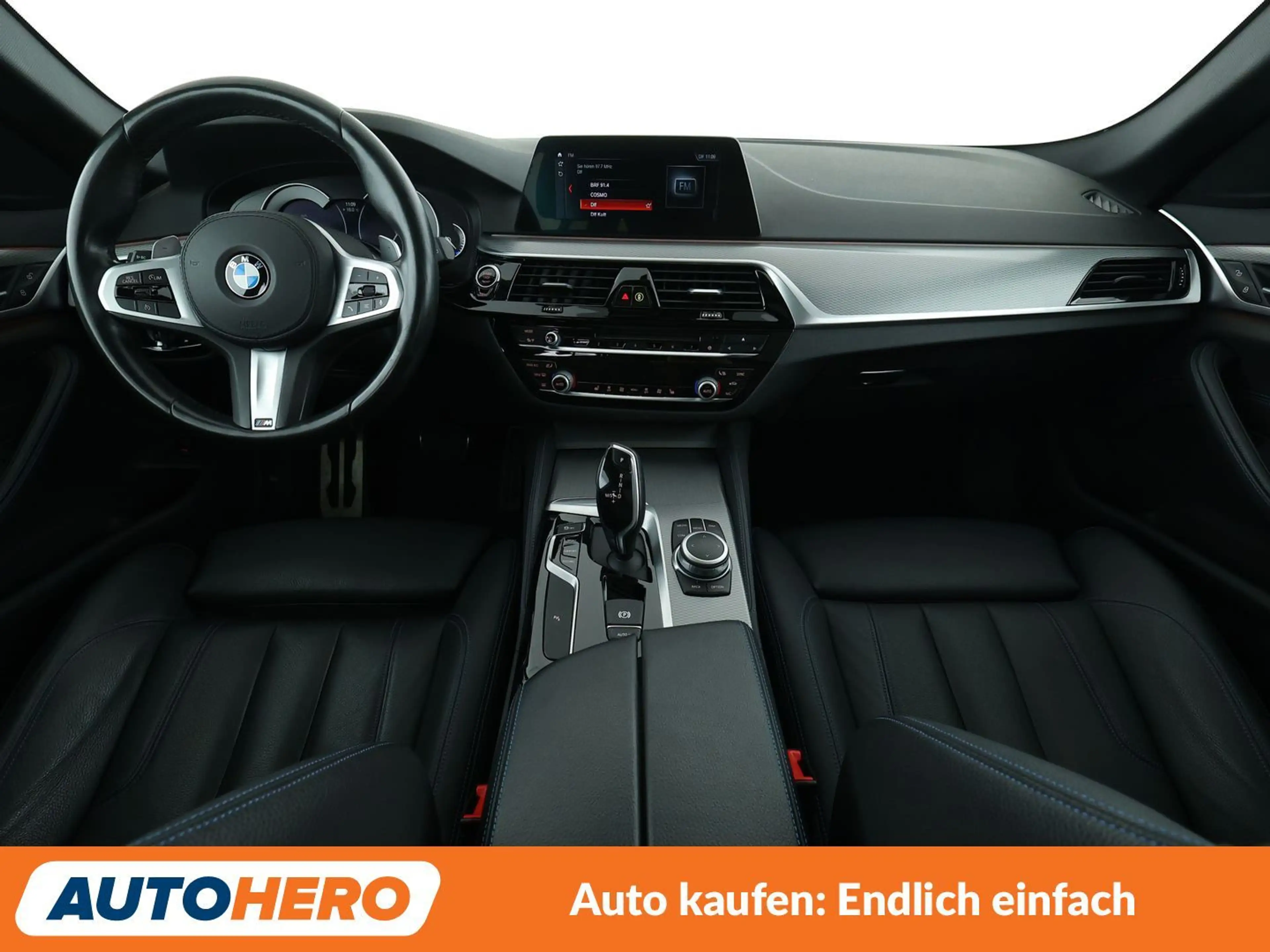 BMW 530 530d M Sport Aut.*NAVI*LED*HUD*TEMPO*CAM*PDC* — photo 12