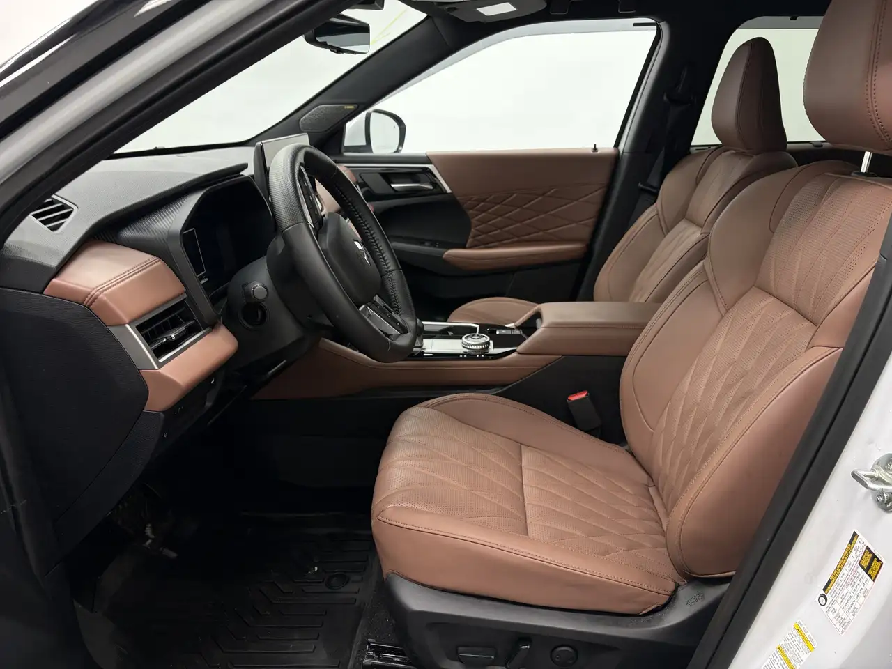 Mitsubishi Outlander снимка Mitsubishi Outlander