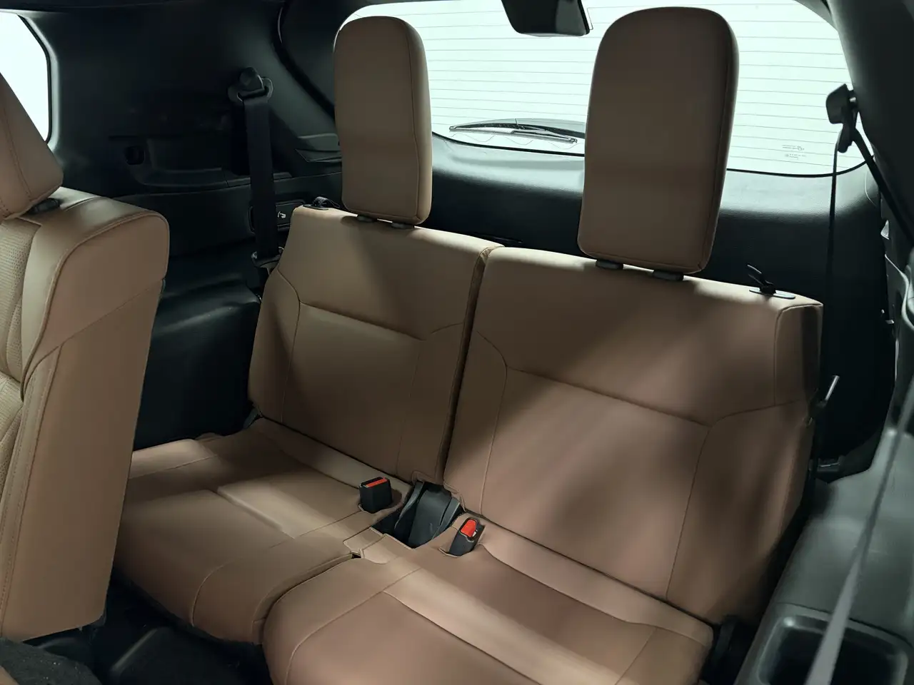 Mitsubishi Outlander снимка Mitsubishi Outlander