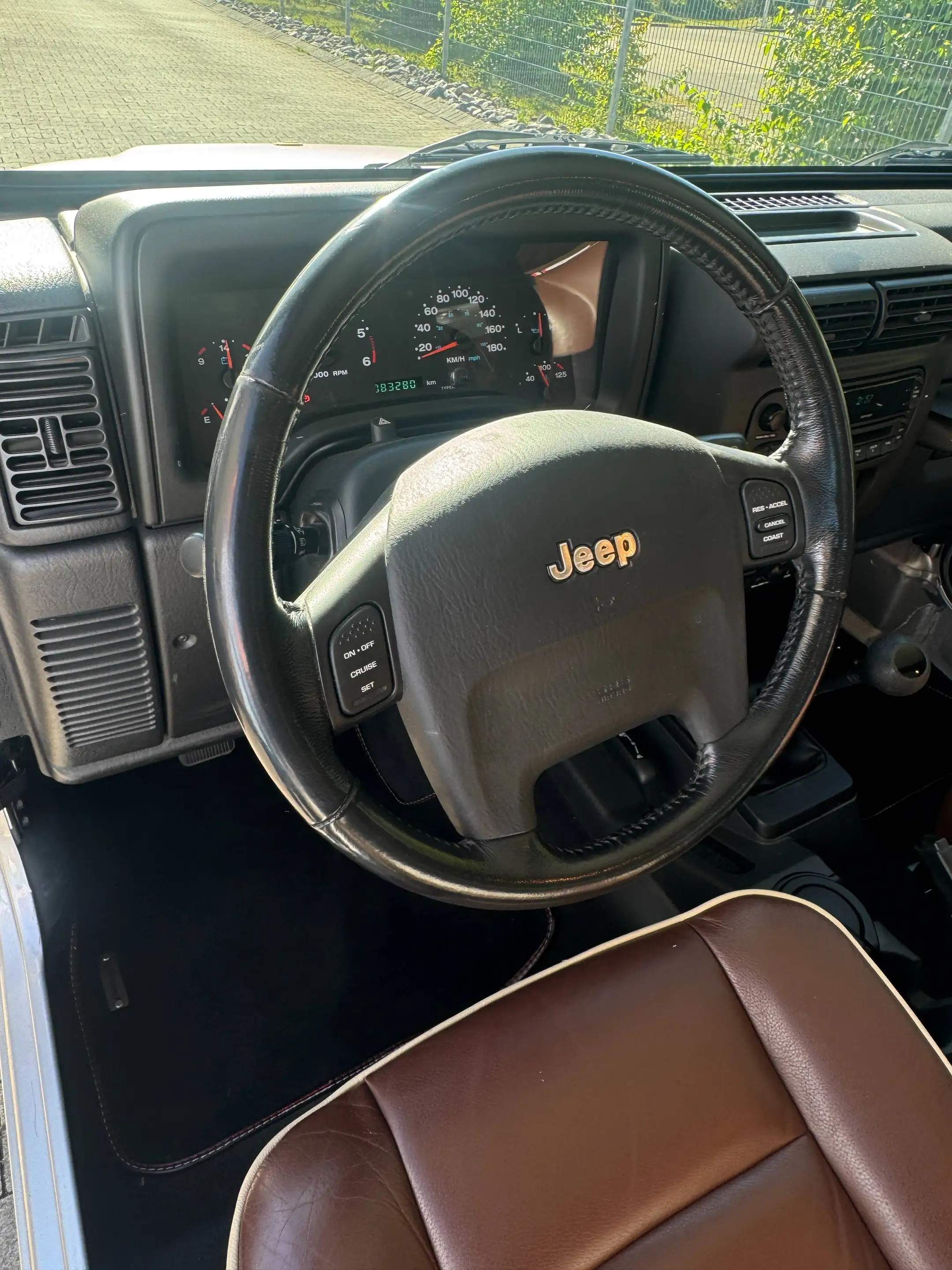 Jeep Wrangler 4.0,  Klima ,6.Gang Schaltgetriebe,Leder, Euro4 — photo 8