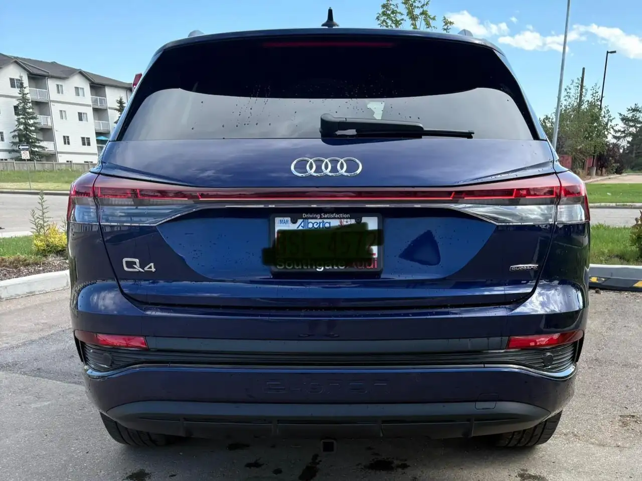 Audi Q4 e-tron photo Audi Q4 e-tron
