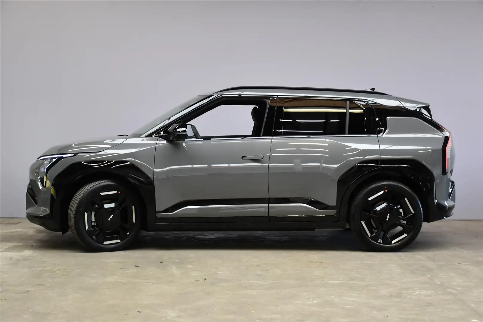 Kia EV3 81,4 kWh 204pk GT-Line Business Edition Grijs - 2