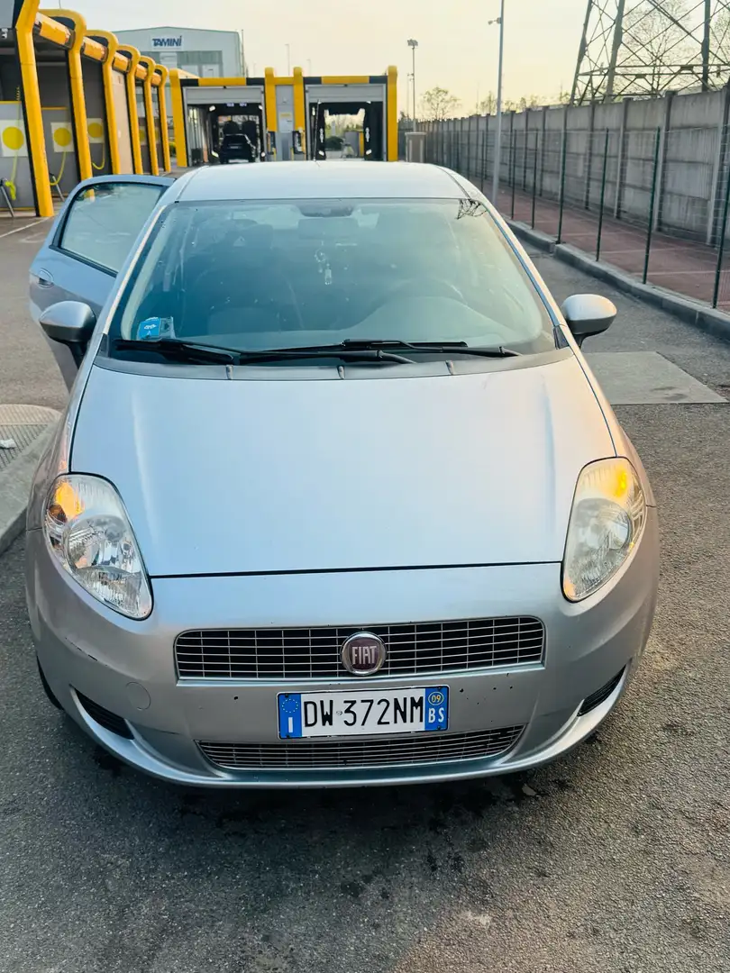 Fiat Grande Punto 5p 1.4 Active Gpl 77cv - 2