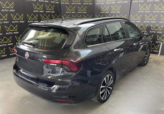 Fiat Tipo view 4