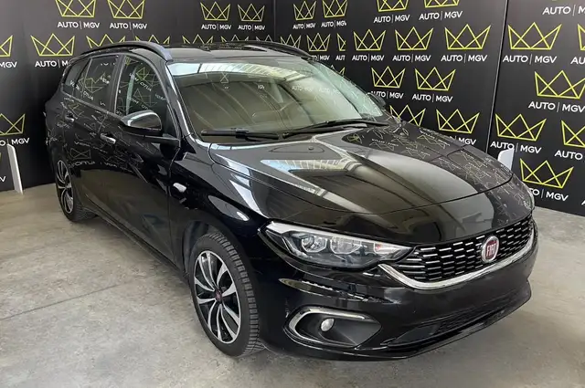 Fiat Tipo view 3