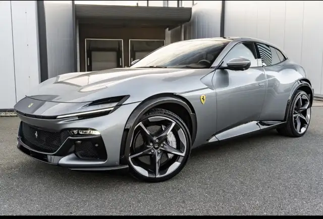 Ferrari Purosangue Full Carbon