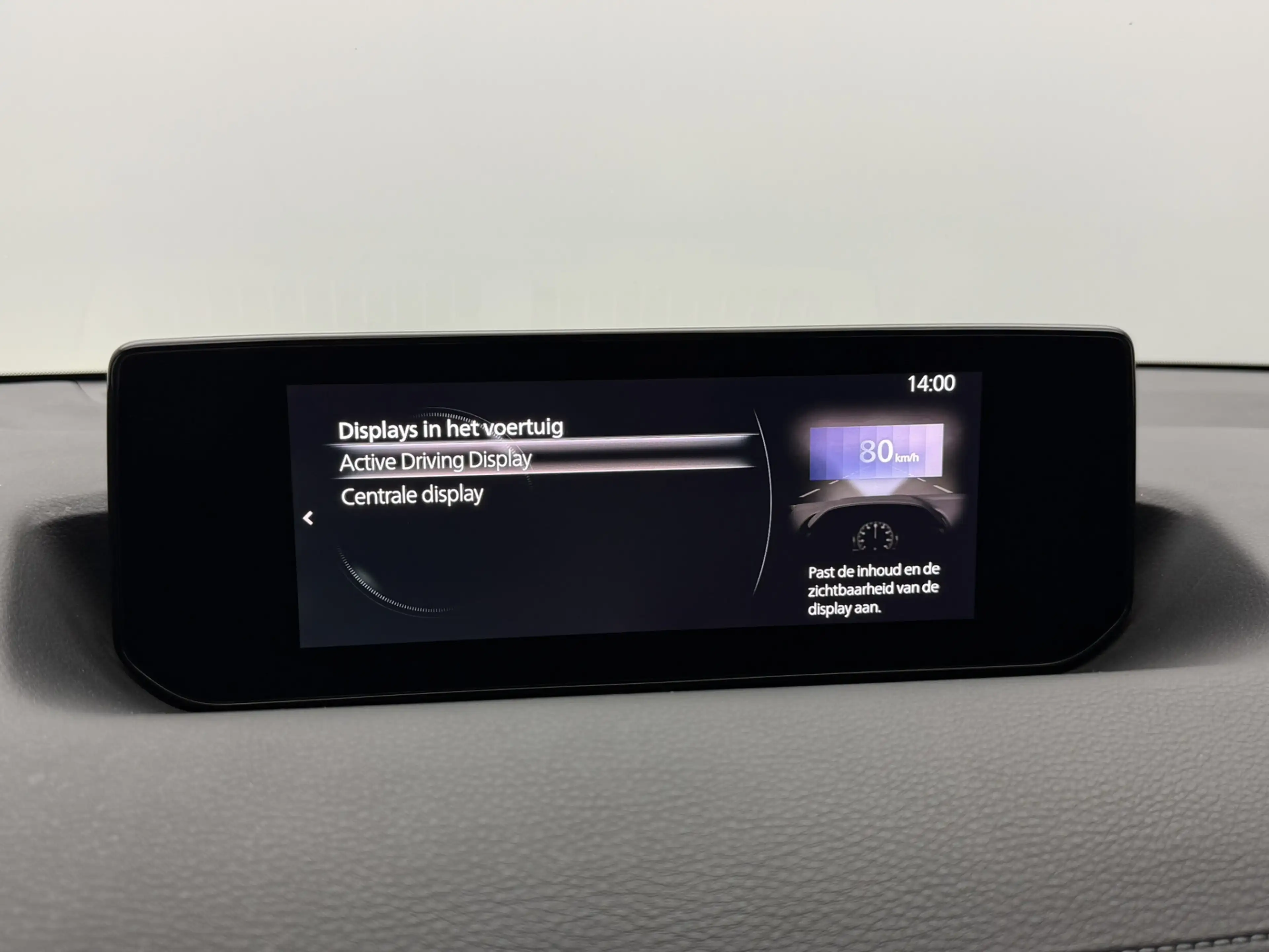 Mazda MX-30 e-SkyActiv 145 36 kWh SOH 91,9% | Head-up Display — photo 15
