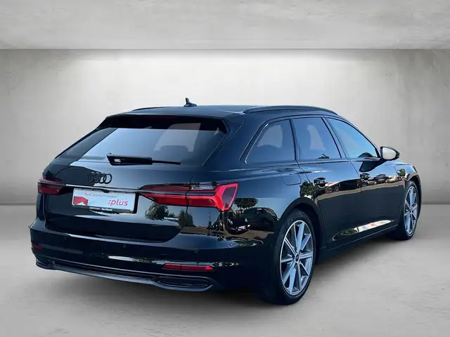 Audi A6 Avant view 4