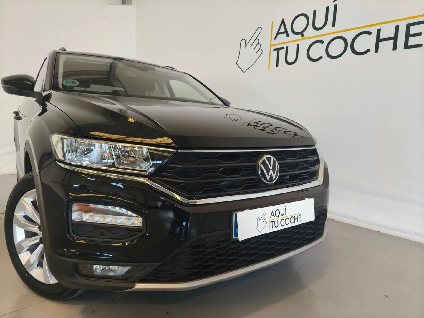 Volkswagen T-Roc 1.5 TSI Advance DSG7 Zwart - 1
