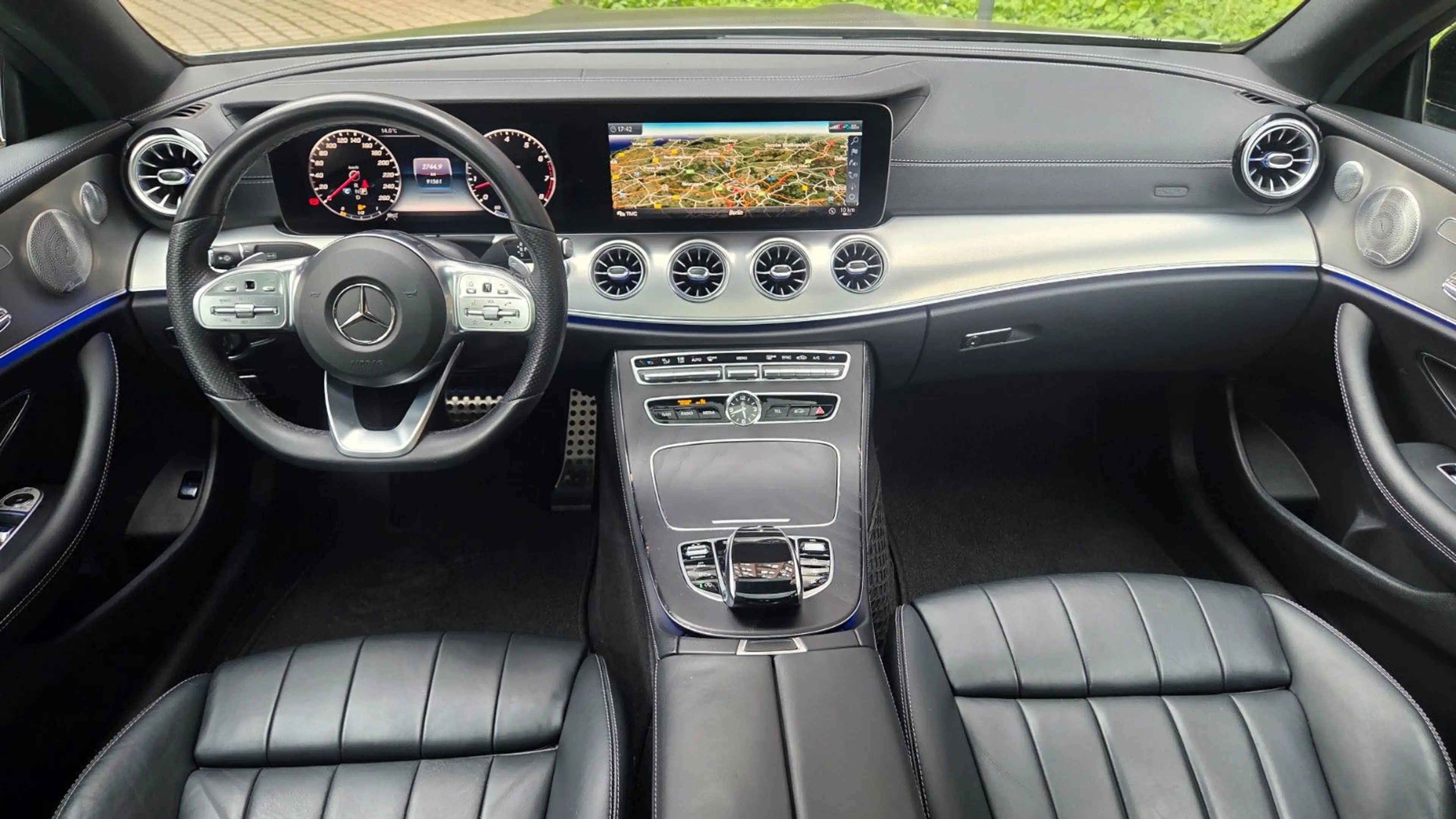 Mercedes-Benz E 450 E Coupe 4Matic*AMG*NIGHT*PANO*DISTRO*360° — photo 8