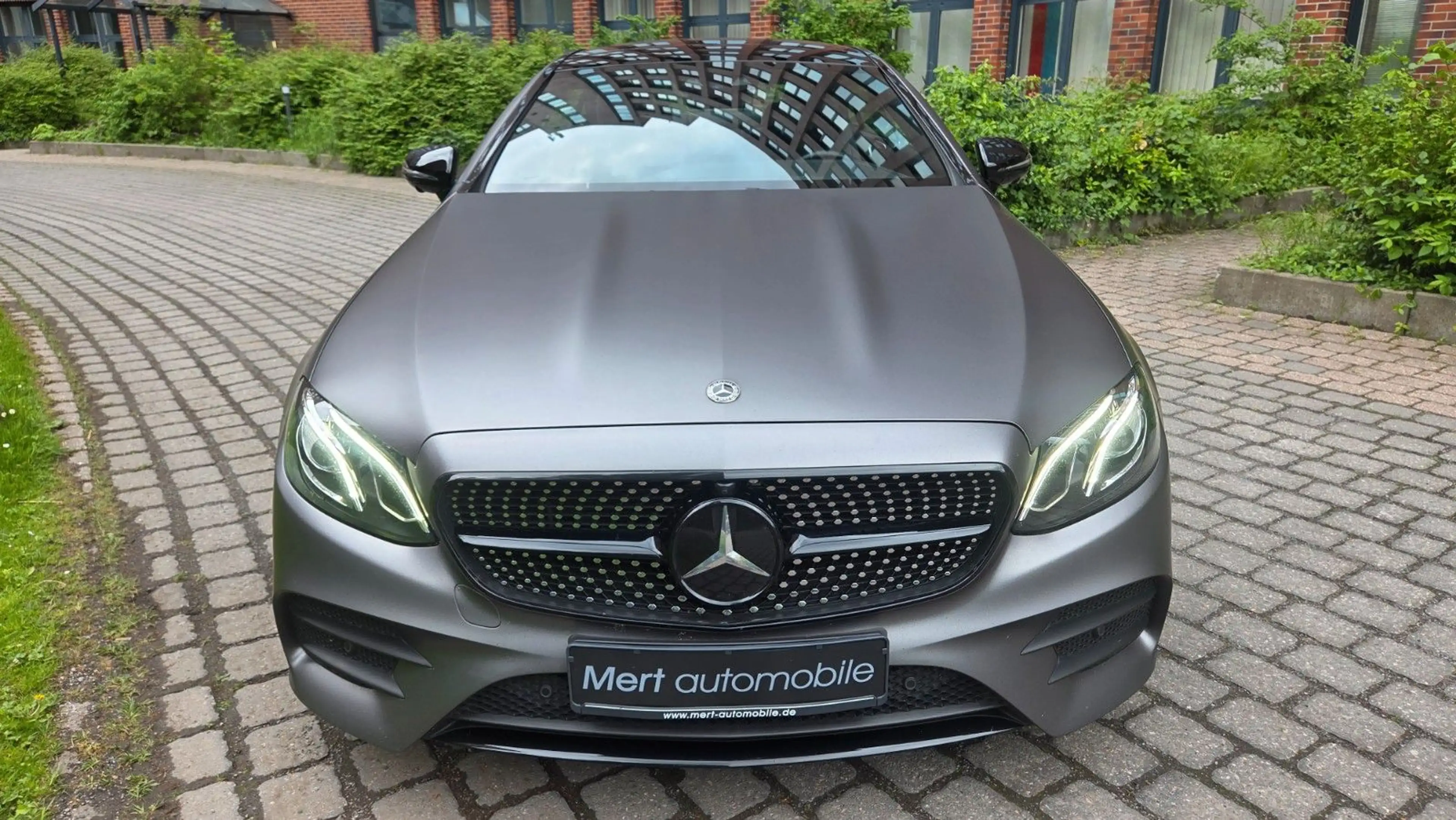 Mercedes-Benz E 450 E Coupe 4Matic*AMG*NIGHT*PANO*DISTRO*360° — photo 2