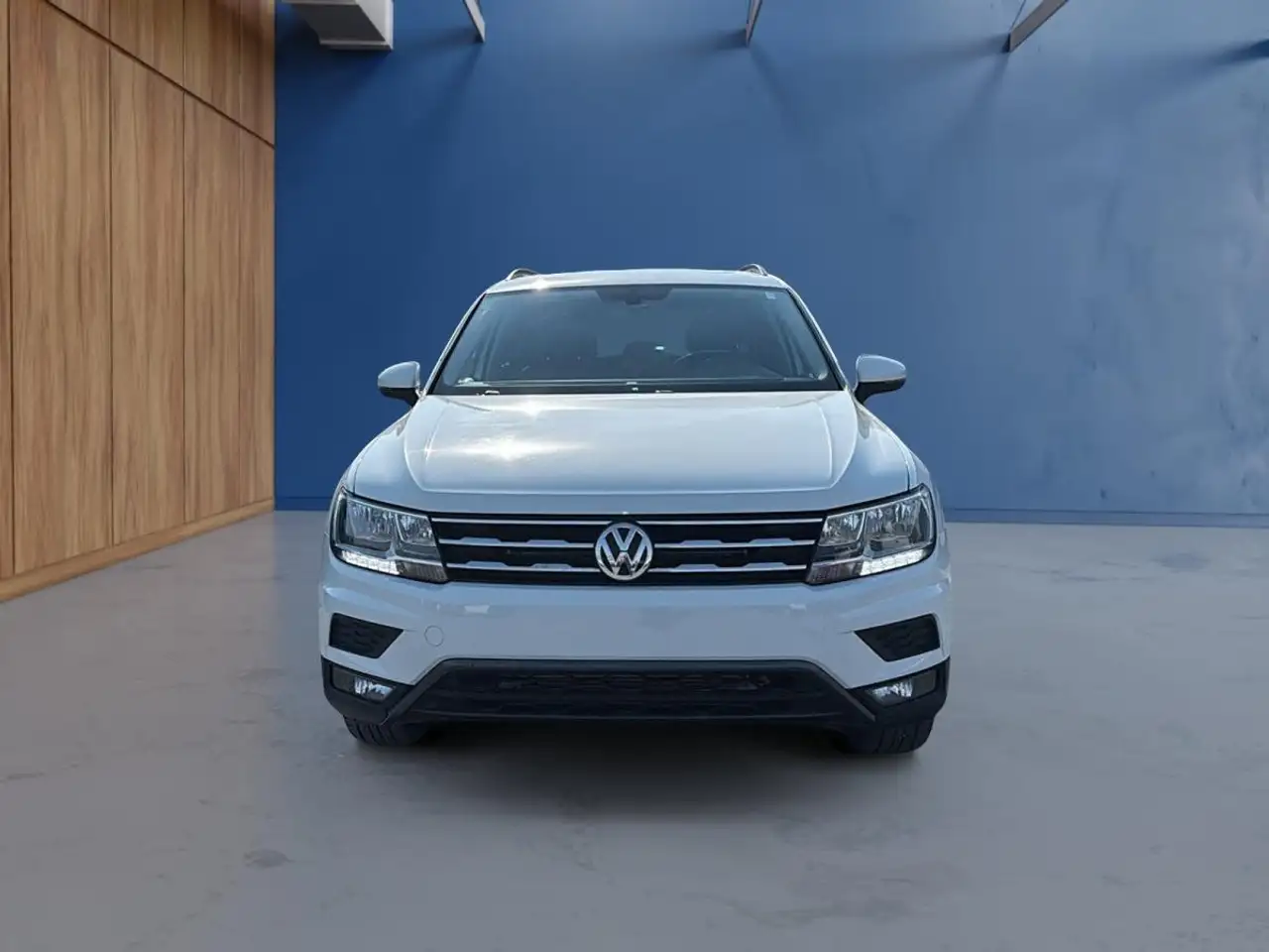 Volkswagen Tiguan снимка Volkswagen Tiguan